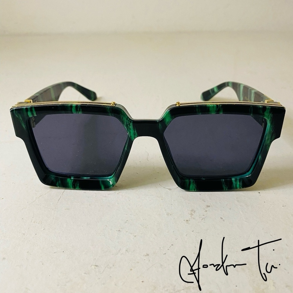 Bold Green and Black Geometric Sunglasses